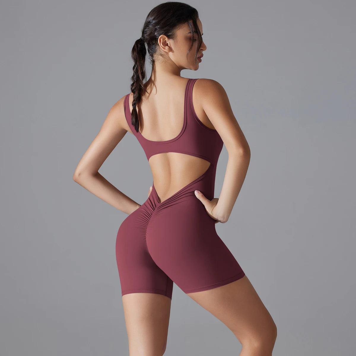 💚 MB Wear V-Back Sculpt Romper