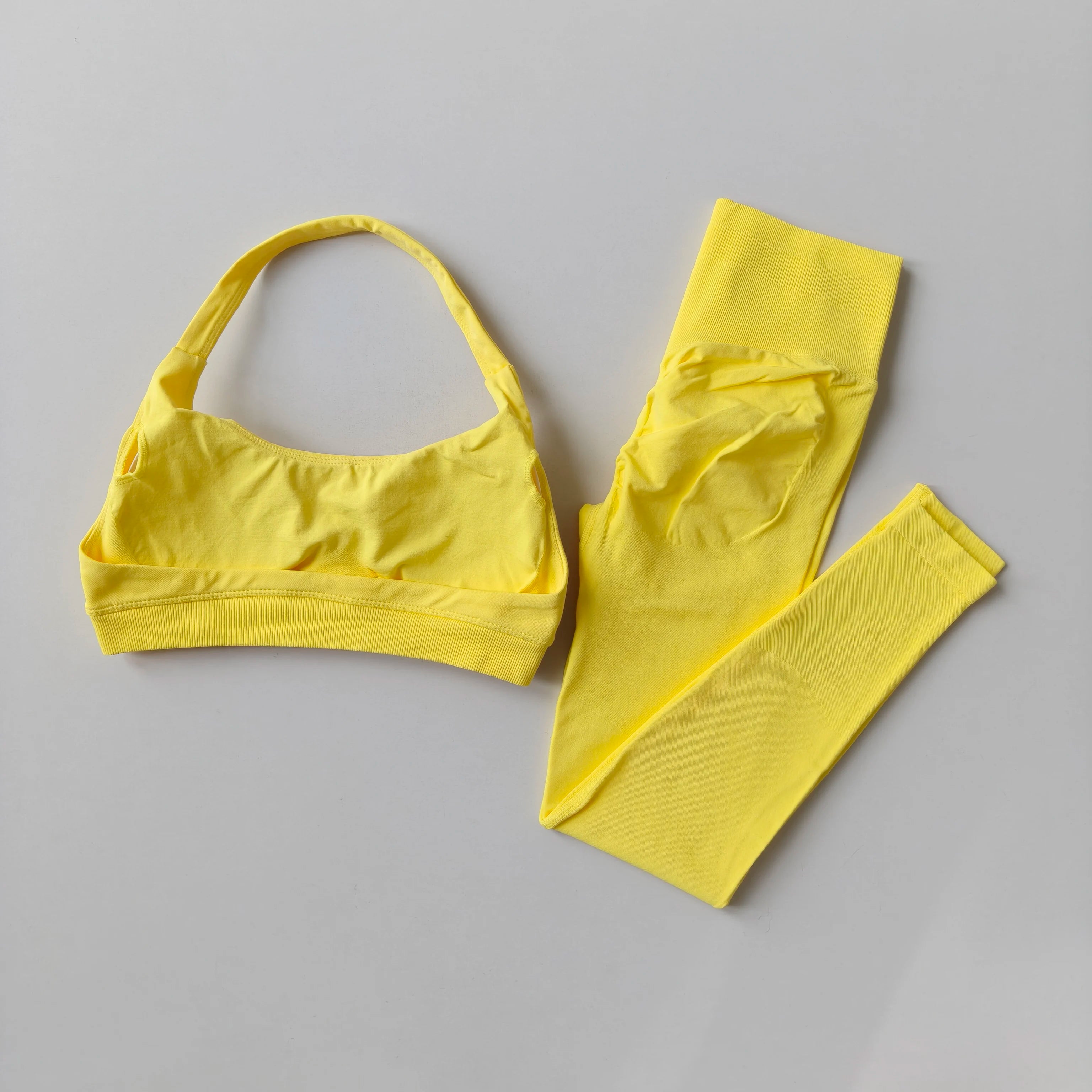 💜 MB Wear Seamless Halter Bra & Leggings Set