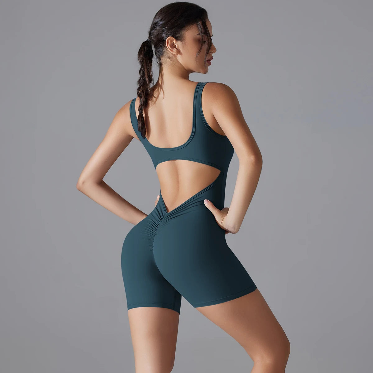💚 MB Wear V-Back Sculpt Romper