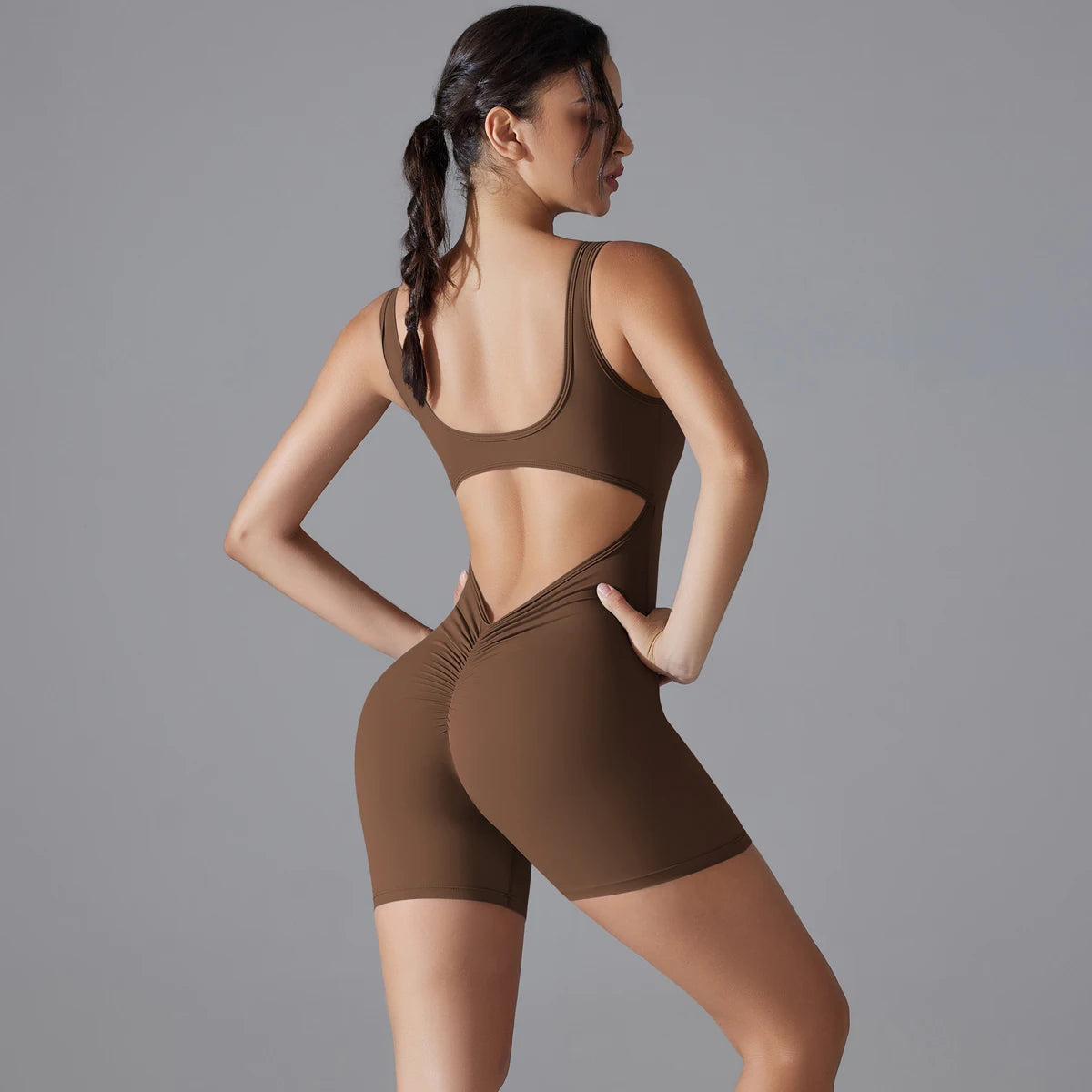 💚 MB Wear V-Back Sculpt Romper